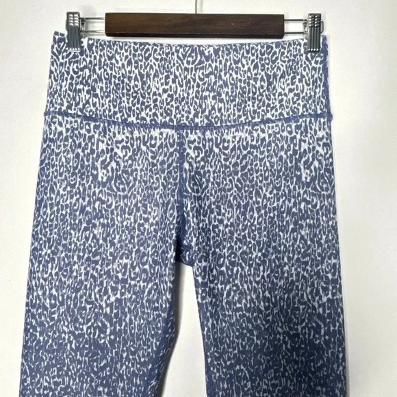 Soul By Soulcycle Lavender Leopard Ombre Leggings Size M - Picture 3 of 10